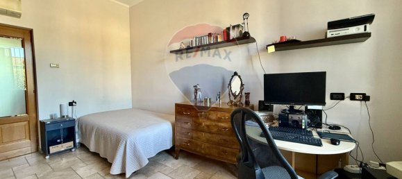 2 bedrooms Apartment in Castelvetro Piacentino, Italy No. 229479 13