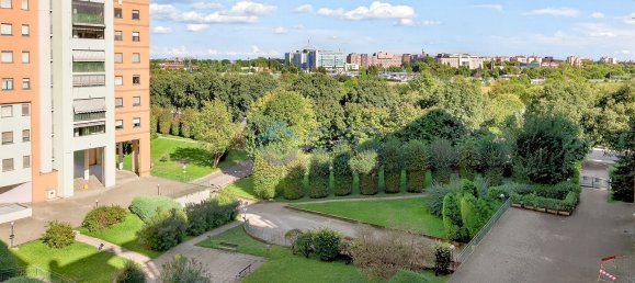 2 bedrooms Apartment in Milan, Italy No. 357793 20