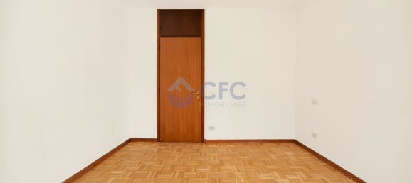 2 bedrooms Apartment in Milan, Italy No. 357793 17