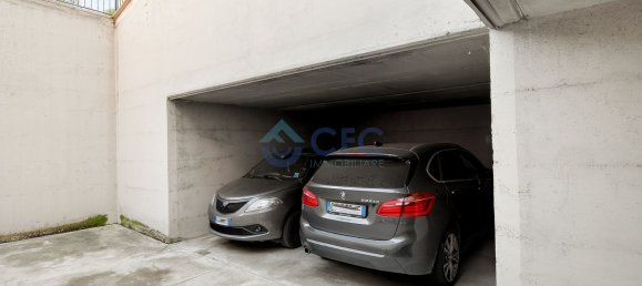 2 bedrooms Apartment in Milan, Italy No. 357793 22