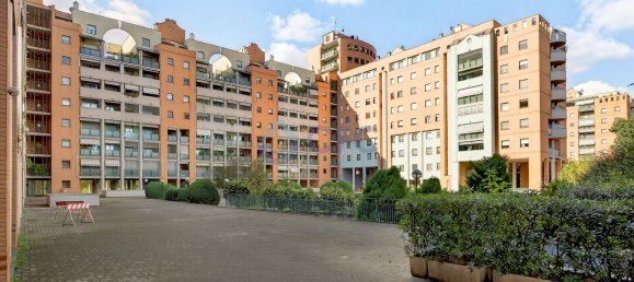2 bedrooms Apartment in Milan, Italy No. 357793 27