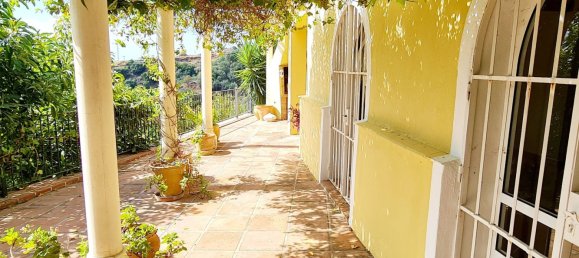 4 bedrooms Villa in Ojen, Spain No. 67432 2