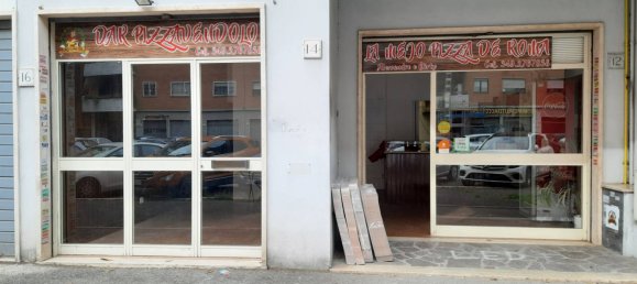 1 room Commercial property in Rome, Italy No. 32608 2