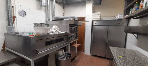 1 room Commercial property in Rome, Italy No. 32608 8