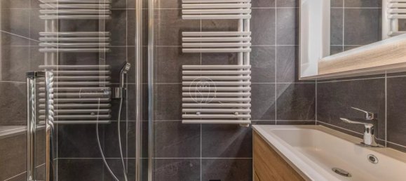 Apartamento de 2 dormitorios en Megeve, France No. 295510 6