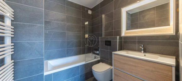 Apartamento de 2 dormitorios en Megeve, France No. 295510 9