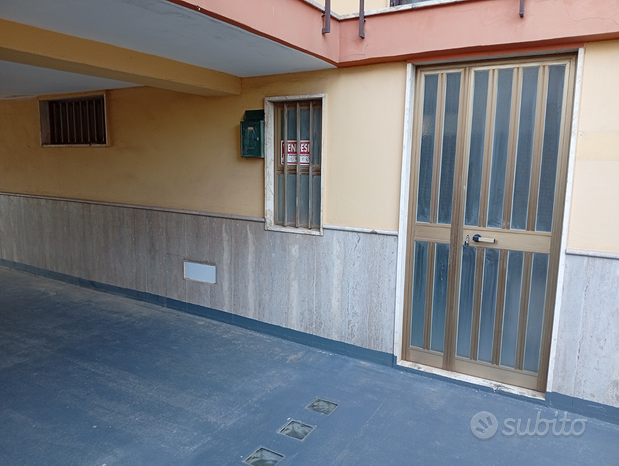 Офис с 2 комнатами в Казамассима, Италия № 302895