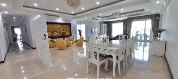 4 Schlafzimmer Wohnung in Tay Ho, Vietnam, Nr. 751 6
