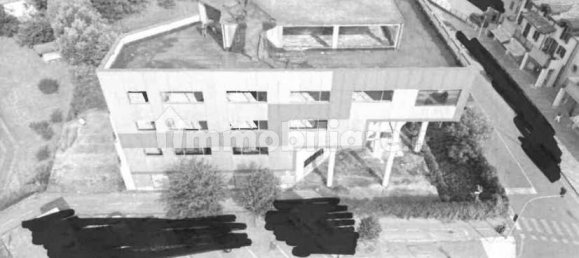 6 bedrooms Apartment in Crema, Italy No. 311279 4