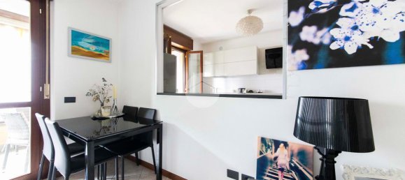 3 rooms Apartment in Rozzano, Italy No. 14609 28