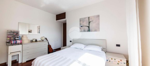 3 rooms Apartment in Rozzano, Italy No. 14609 55