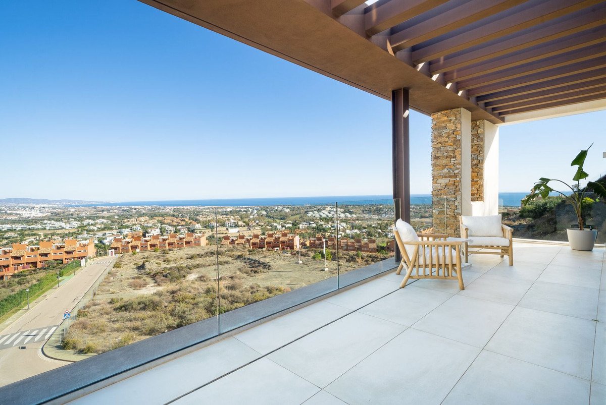 4 bedrooms Villa in Benahavis, Spain No. 286110