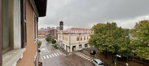 3 rooms Apartment in Sesto San Giovanni, Italy No. 172819 17