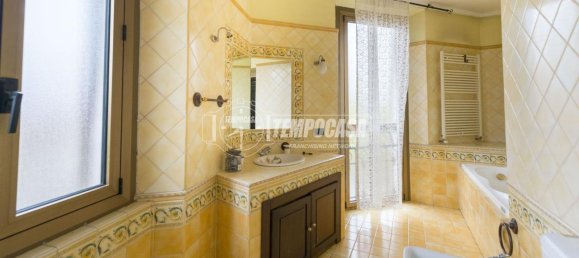 3 rooms Apartment in Sesto San Giovanni, Italy No. 172819 11