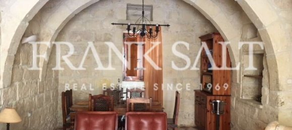 3 bedrooms Farm in Ghajnsielem, Malta No. 5634 5