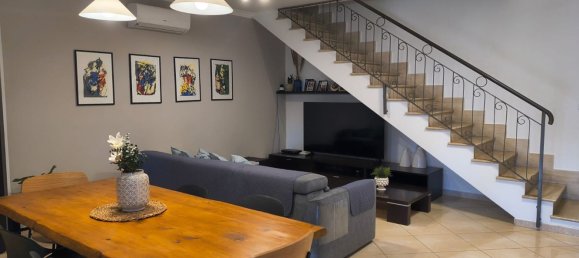 6 bedrooms Duplex in Latina, Italy No. 342406 2