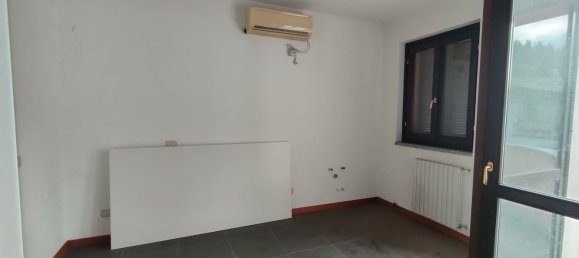 Oficina en Ponte Lambro, Italy 132 m² No. 88878 12
