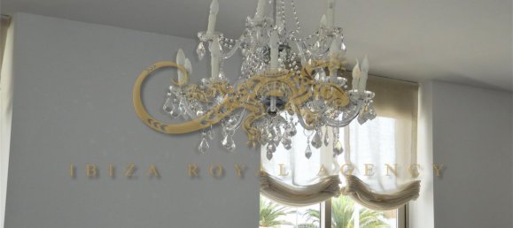 4 bedrooms Villa in Sa Carroca, Spain No. 900 18