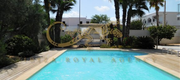 4 bedrooms Villa in Sa Carroca, Spain No. 900 5