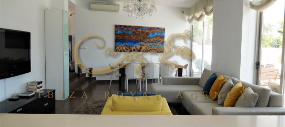 4 bedrooms Villa in Sa Carroca, Spain No. 900 22