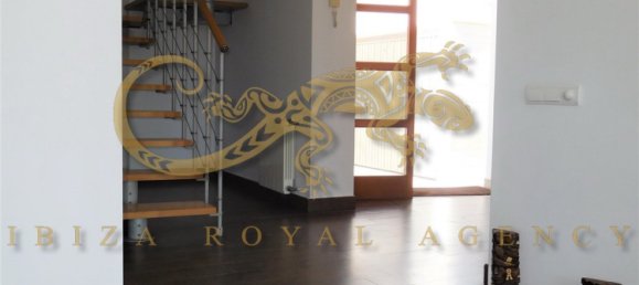 4 bedrooms Villa in Sa Carroca, Spain No. 900 26