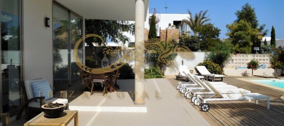 4 bedrooms Villa in Sa Carroca, Spain No. 900 11