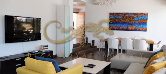 4 bedrooms Villa in Sa Carroca, Spain No. 900 23