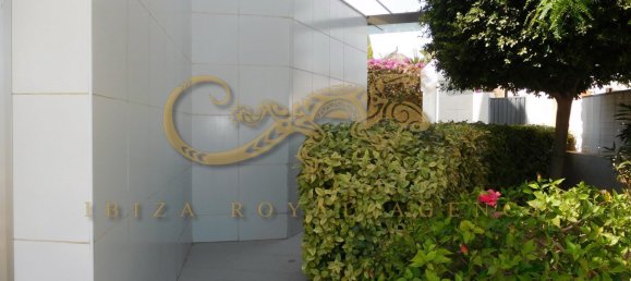 4 bedrooms Villa in Sa Carroca, Spain No. 900 13