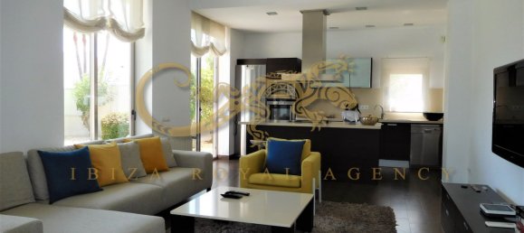 4 bedrooms Villa in Sa Carroca, Spain No. 900 19