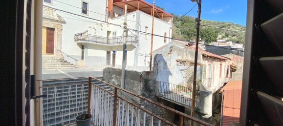 Вилла с 5 комнатами в Мессина, Италия № 101871 32