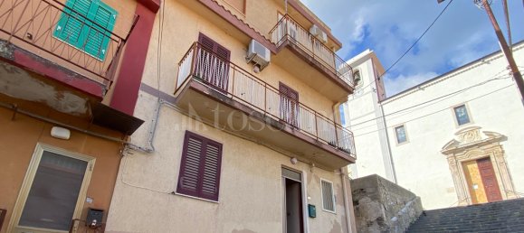 Вилла с 5 комнатами в Мессина, Италия № 101871 5