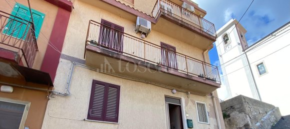 Вилла с 5 комнатами в Мессина, Италия № 101871 6