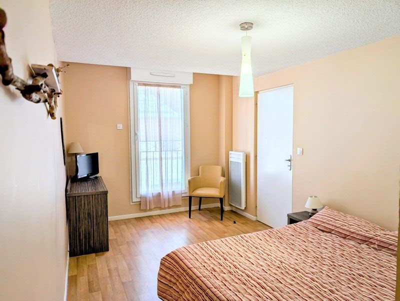 2 bedrooms Apartment in Occitanie, France No. 293623