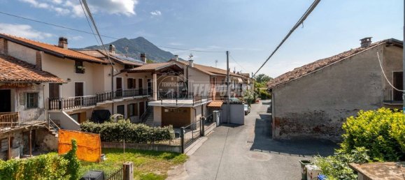 2 bedrooms House in Avigliana, Italy No. 90072 18