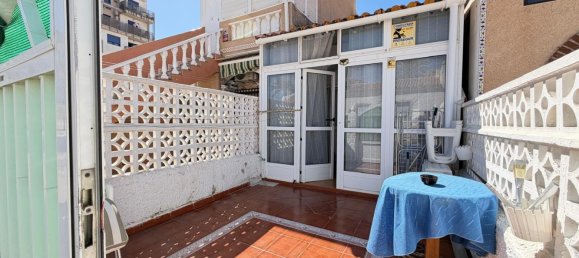 1 dormitorio сasa en venta en Nueva Torrevieja, Alicante, Comunidad Valenciana, Spain № 369991 2