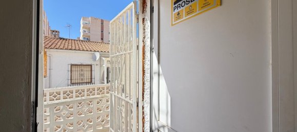 1 dormitorio сasa en venta en Nueva Torrevieja, Alicante, Comunidad Valenciana, Spain № 369991 30
