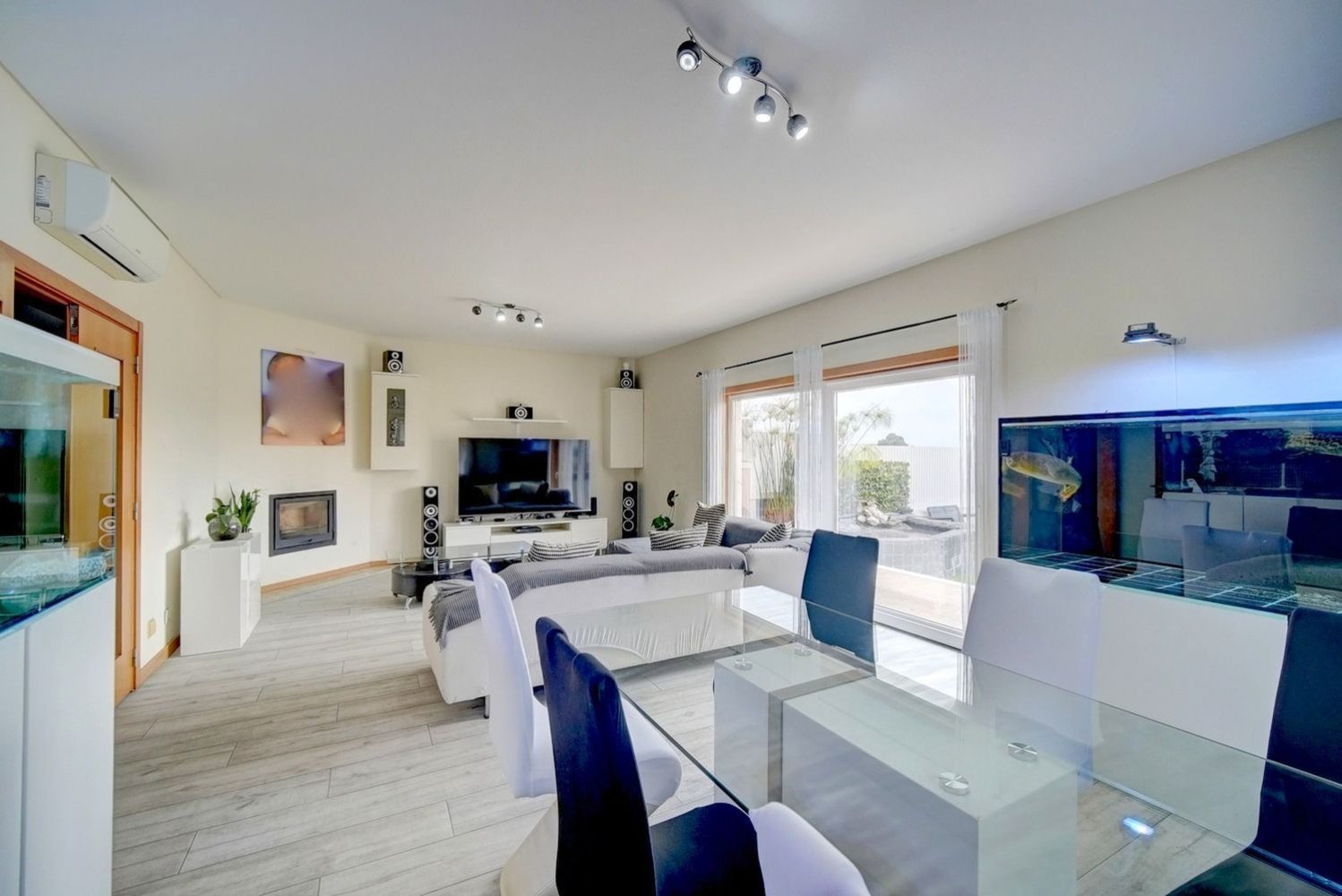 4 bedrooms House in Rio de Mouro, Portugal No. 235663