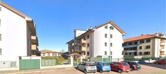 Studio in Landriano, Italy No. 311902 13