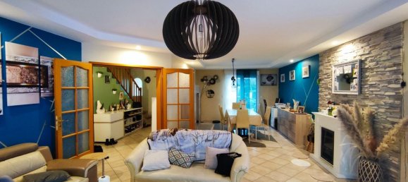 Дом с 5 спальнями в Курсель-Шосси, Франция № 243492 5