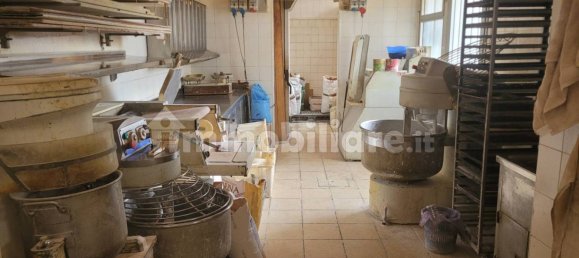 2-Zimmer Gewerbliche Immobilie in Rho, Italy, Nr. 160732 7