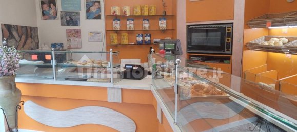 2-Zimmer Gewerbliche Immobilie in Rho, Italy, Nr. 160732 3