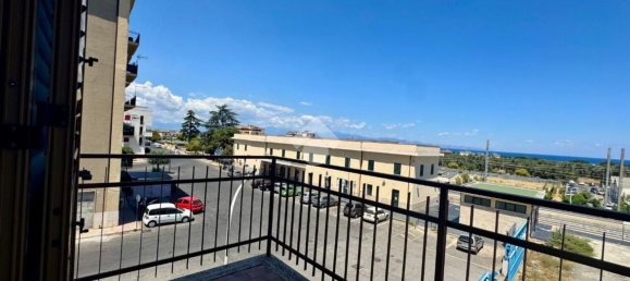 4 rooms Apartment in Corigliano Rossano, Italy No. 259811 10