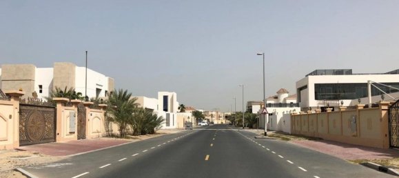5 bedrooms Villa in Al Barsha, UAE No. 8718 4