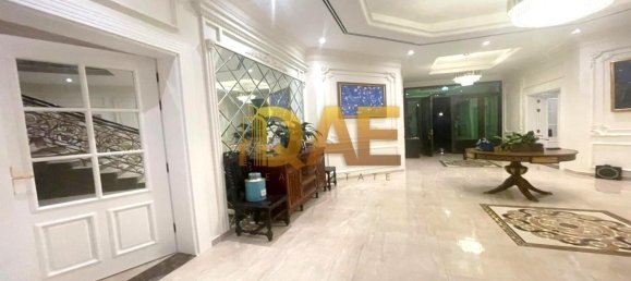 5 bedrooms Villa in Al Barsha, UAE No. 8718 3