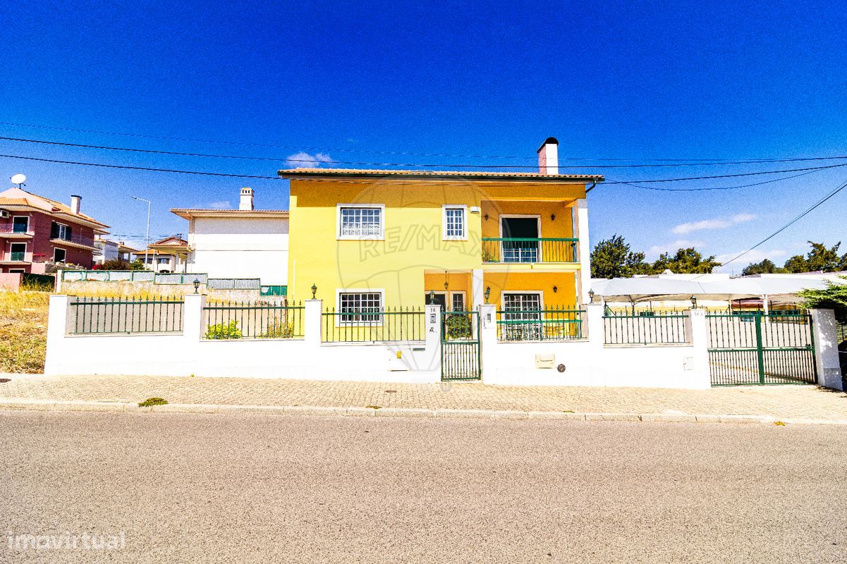 4 غرف نوم منزل في Rio de Mouro, Portugal رقم 49072