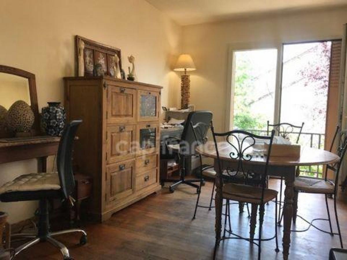 Дом с 2 спальнями в Ле-Бурже, Франция № 32655