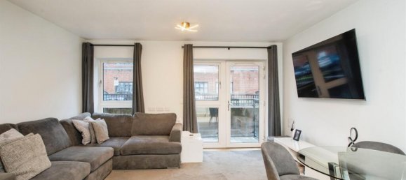 1 bedroom Apartment in Watford, United Kingdom No. 6134 2