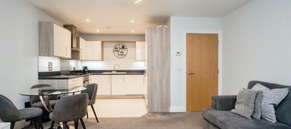 1 bedroom Apartment in Watford, United Kingdom No. 6134 3