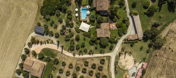 11 Schlafzimmer Schlösser in Manciano, Italy, Nr. 78411 13