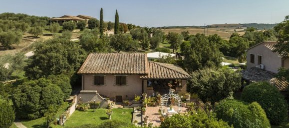 11 Schlafzimmer Schlösser in Manciano, Italy, Nr. 78411 4